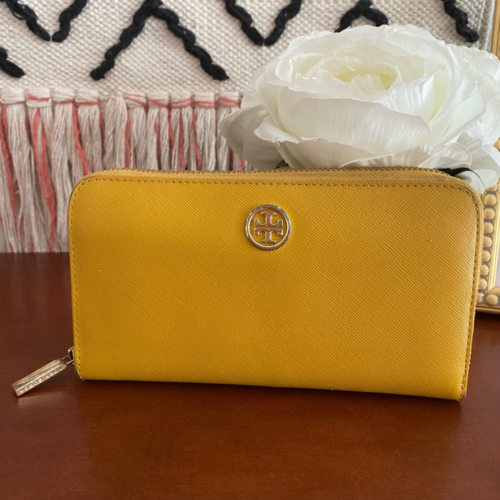 Tory Burch Robinson Leather Wallet Mustard Yellow